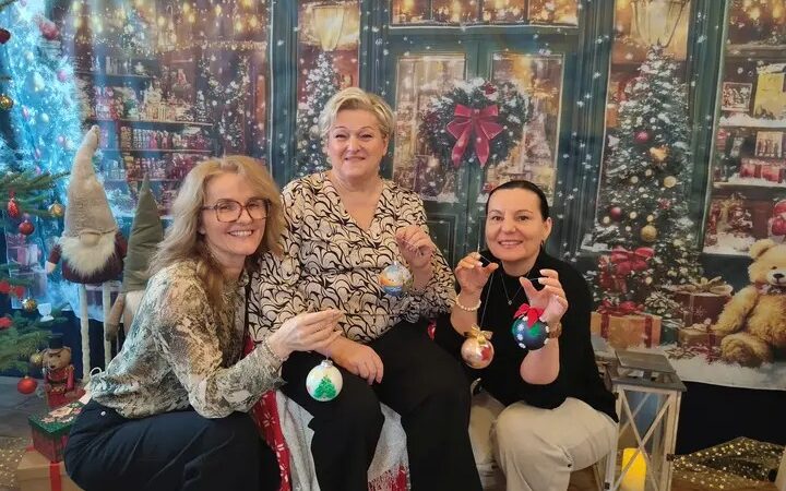 II Warsztaty Malowania Bombek Choinkowych.