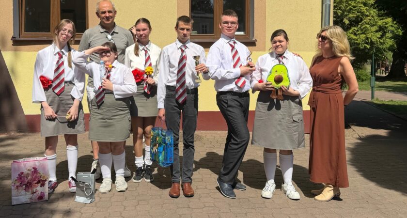 INTEGRACYJNY FESTIWAL PIOSENKI PATRIOTYCZNEJ