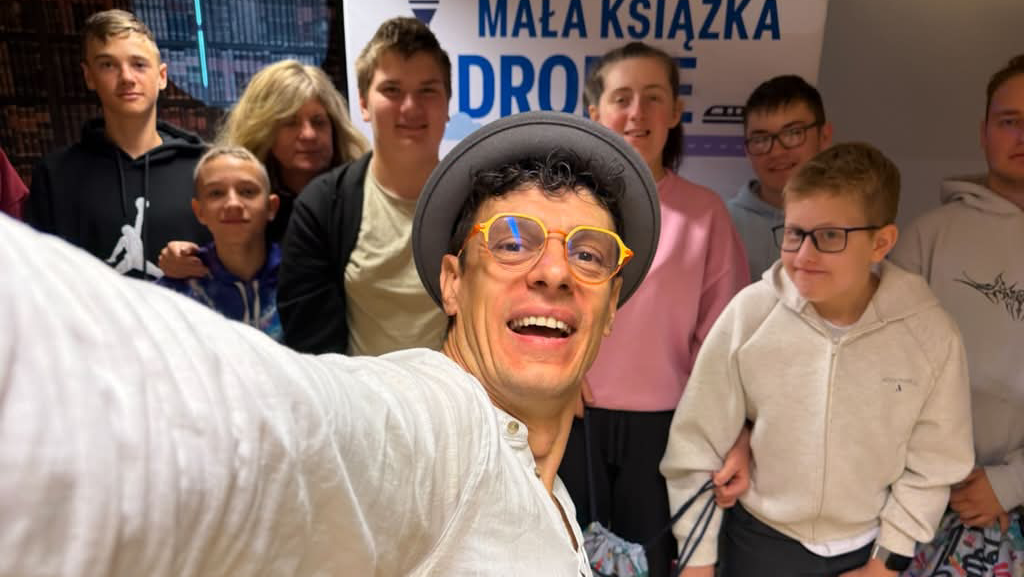 Uczniowie z Grójca uczestniczą w warsztatach „Mała książka w drodze”